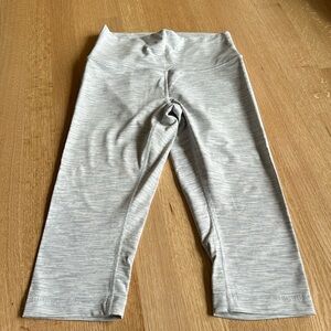 Authentic Lululemon cropped leggings